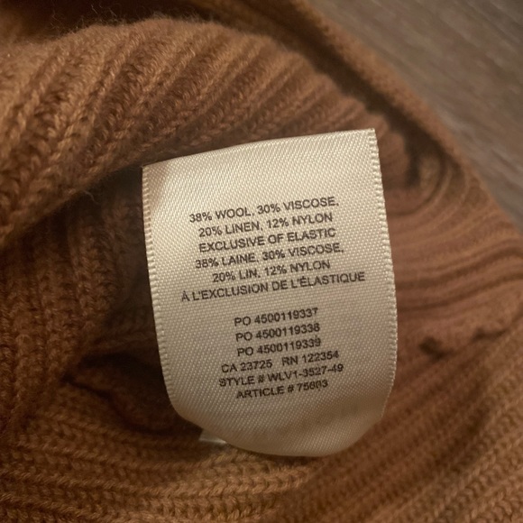 Babaton Knit Sweater Size Small - Picture 5 of 5